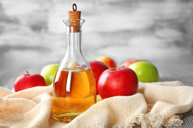 Apple Cider Vinegar: Benefits, Effects, Consumption