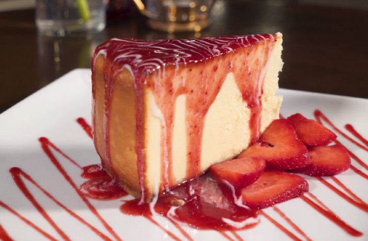 Deliciously Divine: A Guide to Strawberry Cheesecake