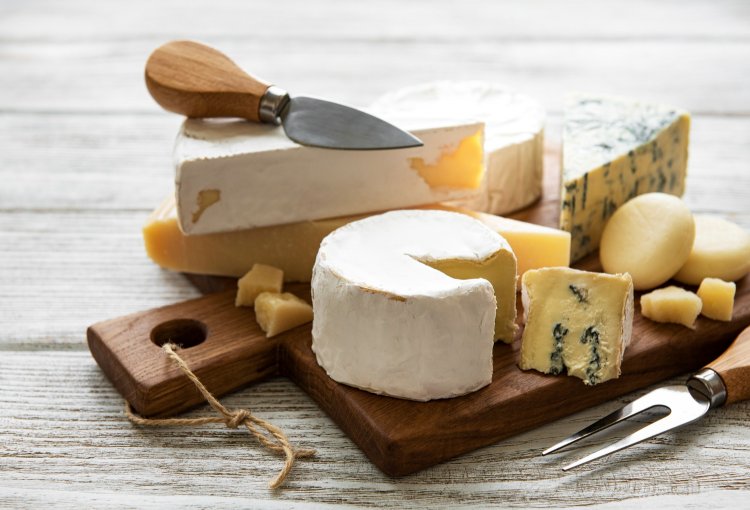 Cheese: A Culinary Journey Through Time, Taste, and Health