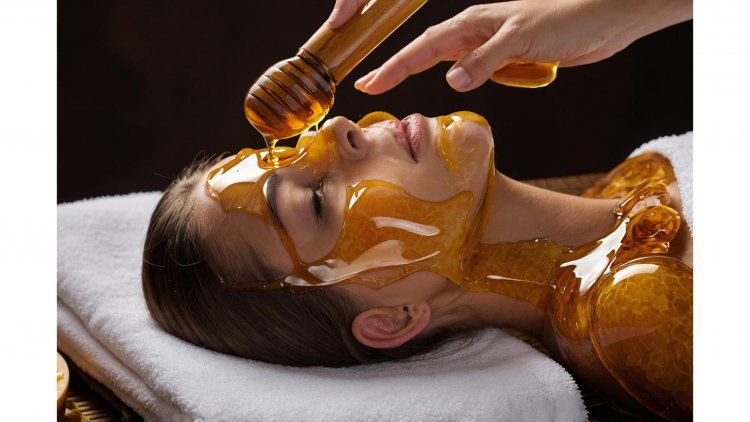 Sweetness for Your Skin: The Unexpected Benefits of Applying Honey to Your Face