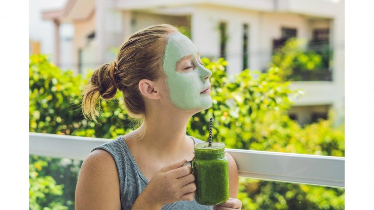 Cool Comfort: How Cooling Face Masks Can Soothe Redness and Revitalize Your Skin