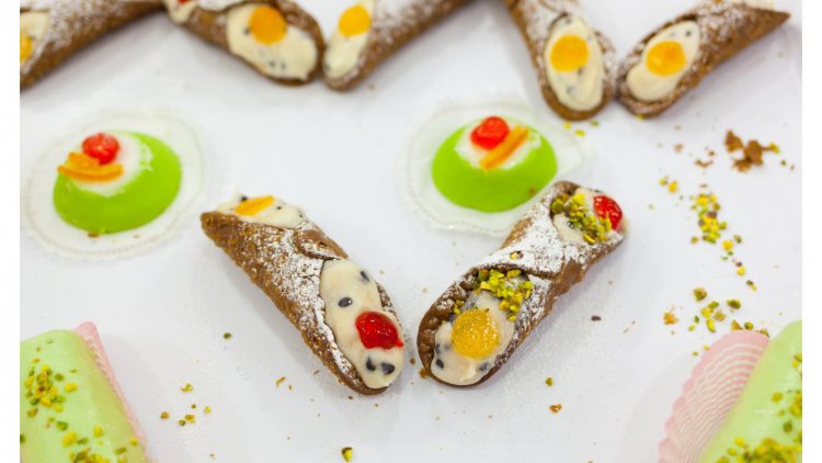 Cannoli Craze: Master the Art of Sicilian Pastry Tubes Filled with Ricotta and Candied Fruit