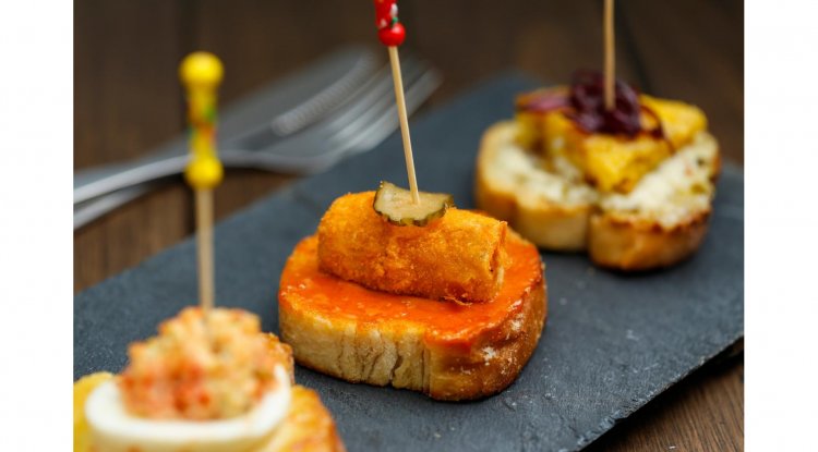 Tapas Trails: A Local’s Guide to Granada's Best Bites