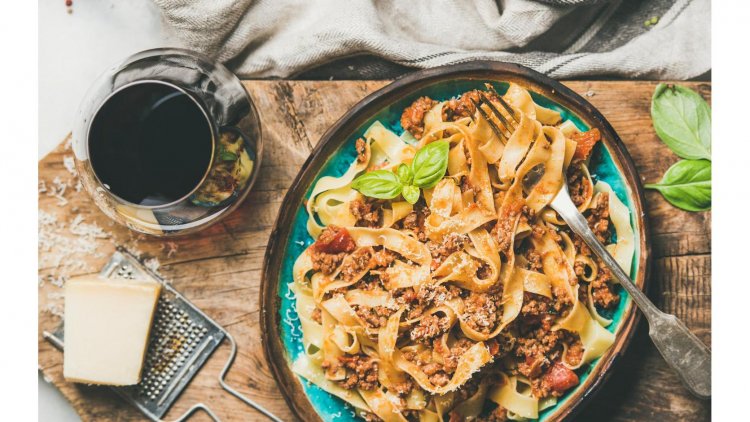 Pappardelle al Cinghiale: A Majestic Feast of Wild Boar Ragu and Wide Pasta