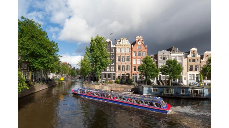 Amsterdam's Canal Wonderland: A First-Timer’s Journey Through the City’s Waterways