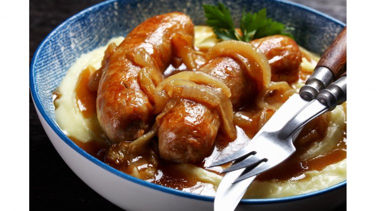 A British Classic: Perfecting Bangers and Mash with Onion Gravy