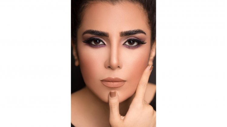 Unveil the Allure: Crafting the Perfect Smoky Eye