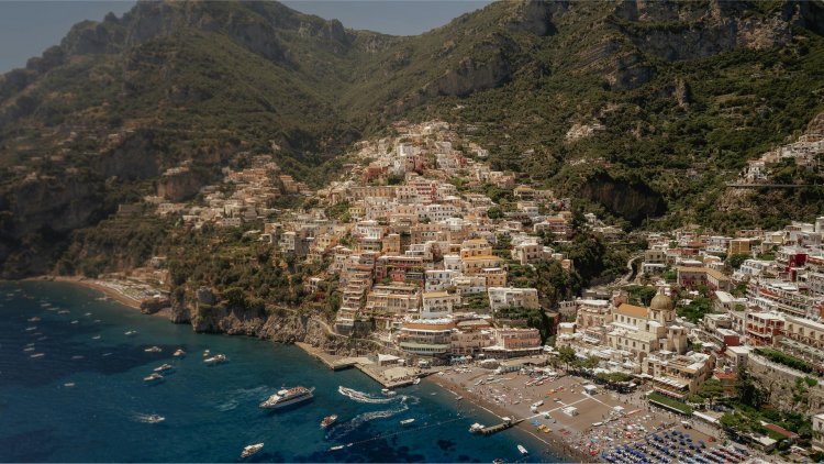 Enchanted Shores: Unveiling the Secret Beaches of the Amalfi Coast