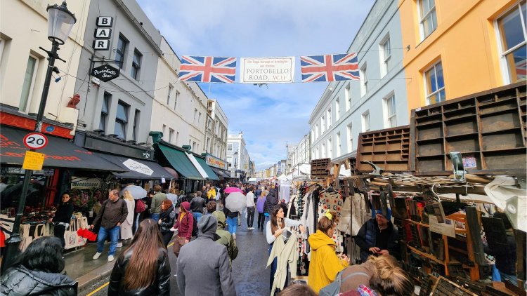 London's Hidden Treasures: Unveiling the Best Vintage Shops
