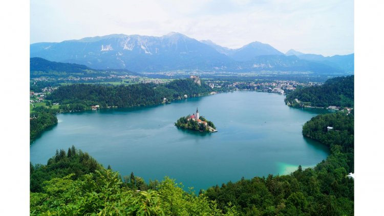 Enchanted Trails: Discovering the Best Scenic Hikes Around Lake Bled, Slovenia