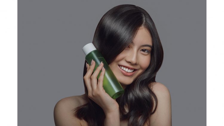Shine On: Unveiling the Magic of Hair Gloss for Lustrous Locks