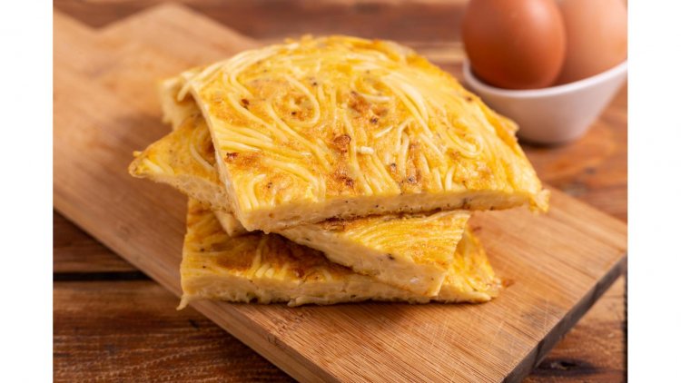 Pasta Meets Eggs: The Irresistible Frittata di Pasta Recipe