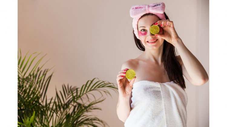 The Acid Test: Maximizing Your Skincare Routine with Acids