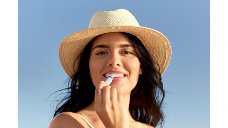 The Ultimate Guide to Choosing the Perfect SPF Lip Balm: Your Lips' Best Defense