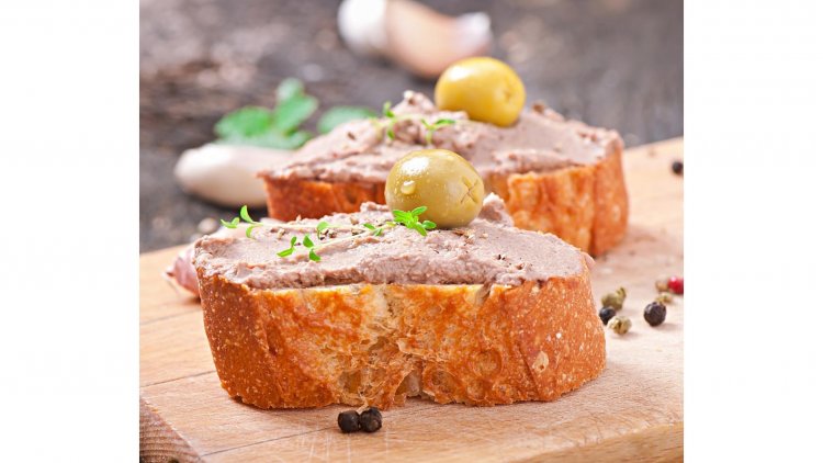 Rustic Italian Elegance: Crostini di Fegato with Capers